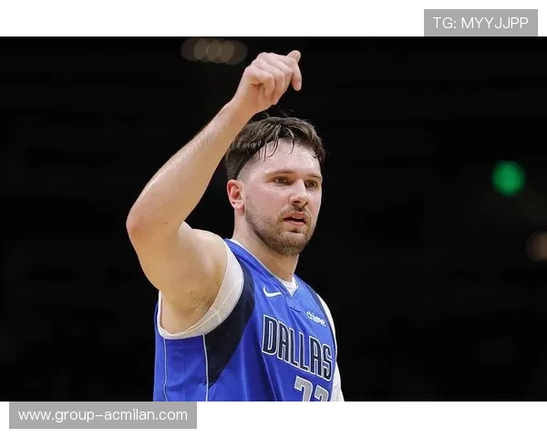 东契奇突破分球助攻，独行侠团队配合见效